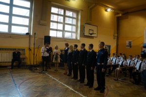 Ślubowanie klas mundurowych w Zespole Szkół Ogólnokształcących i Technicznych w Wojkowicach